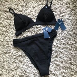 Hollister Black Ribbed Bikini (NEW)